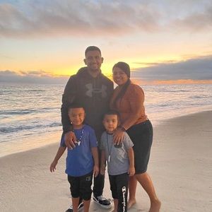 Meet your Posher, Marcos